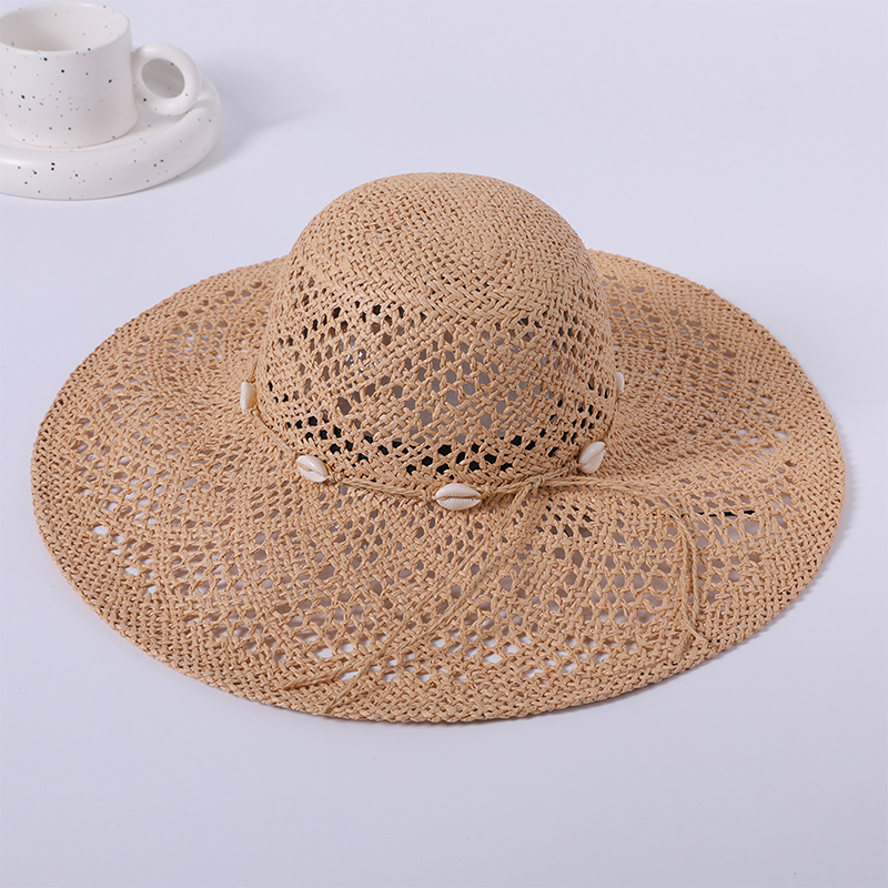 Straw hat spring and summer new leisure play beach hat woven shell decoration outdoor sunshade sun protection hat
