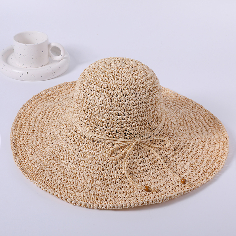 Simple plain straw hat spring and summer new leisure play beach hat knitted female Korean version of the sun hat outdoor sunshade sun hat
