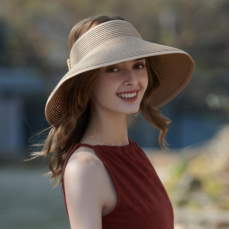 Are Knitted Straw Hats the Key to Achieving Effortlessly Casual Style?