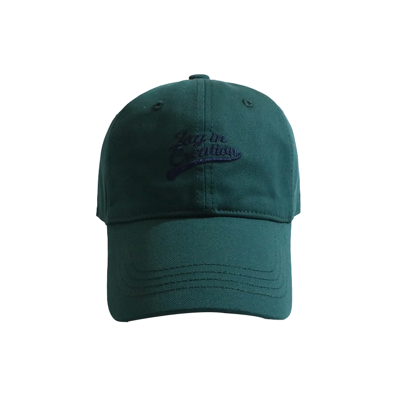 Green alphabet hats men and women couples Korean version of the peaked cap trend new fashion Japanese casual spring and summer baseball caps